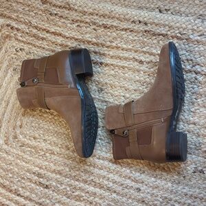 Isaac Mizrahi Brown Suede Ankle Boots